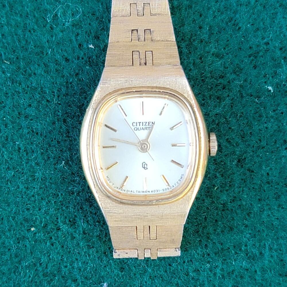 Vtg Citizen Gold Tone Watch - Picture 2 of 5